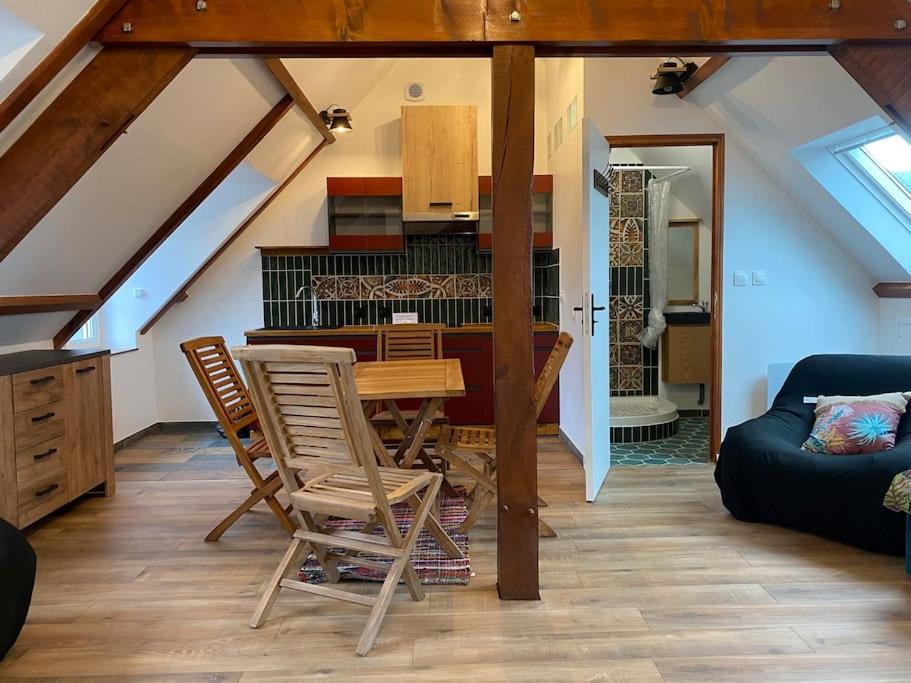 Maison Du Cap Lihou, Duplex Au 1Er Et 2Eme Etage Mansarde, Quartier Historique, 그랑빌 외부 사진
