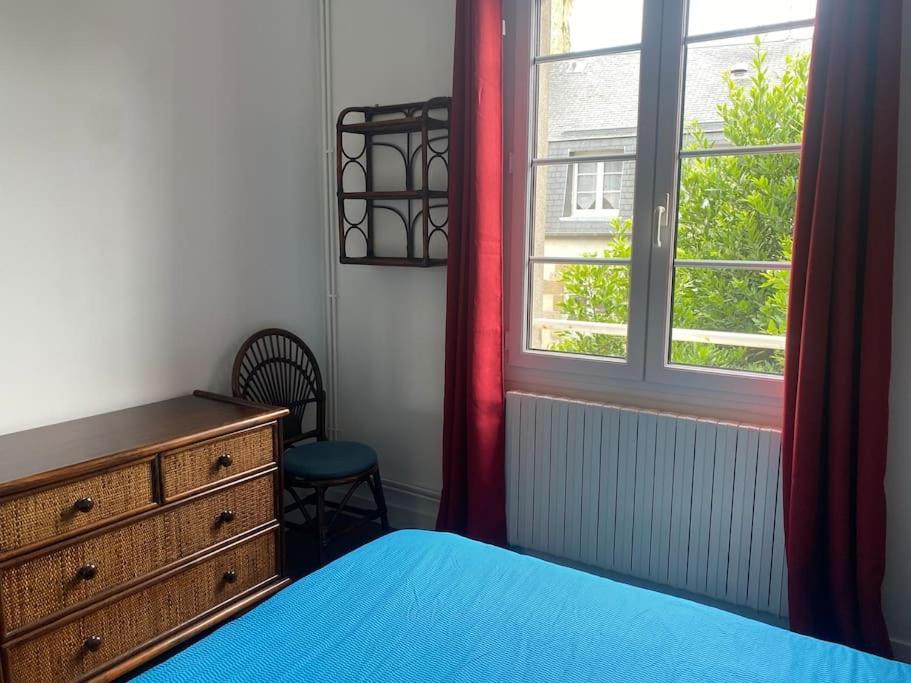 Maison Du Cap Lihou, Duplex Au 1Er Et 2Eme Etage Mansarde, Quartier Historique, 그랑빌 외부 사진