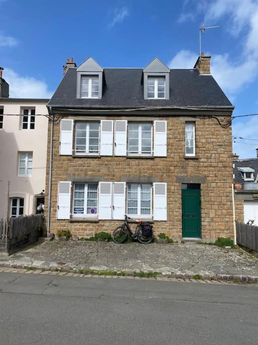 Maison Du Cap Lihou, Duplex Au 1Er Et 2Eme Etage Mansarde, Quartier Historique, 그랑빌 외부 사진